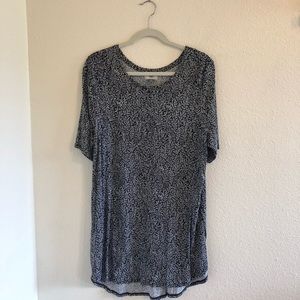 Old Navy Black and White Floral Top